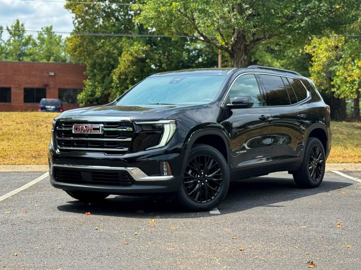 GMC suvs that have 3rd row seating